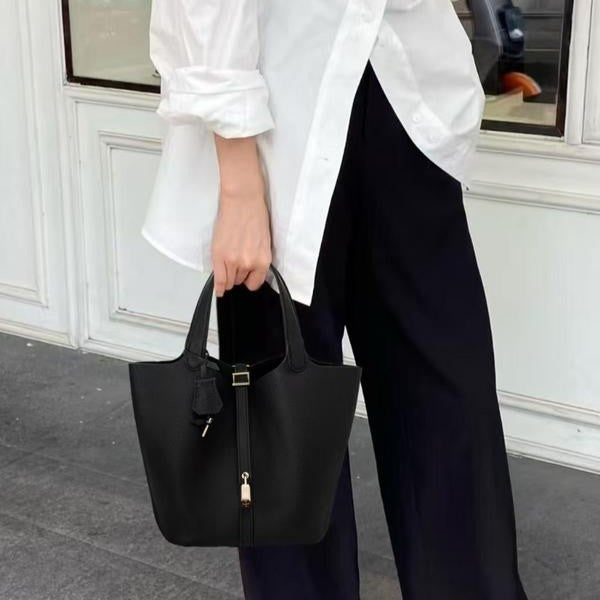 Kate | Elegant Pebbled Lock Tote