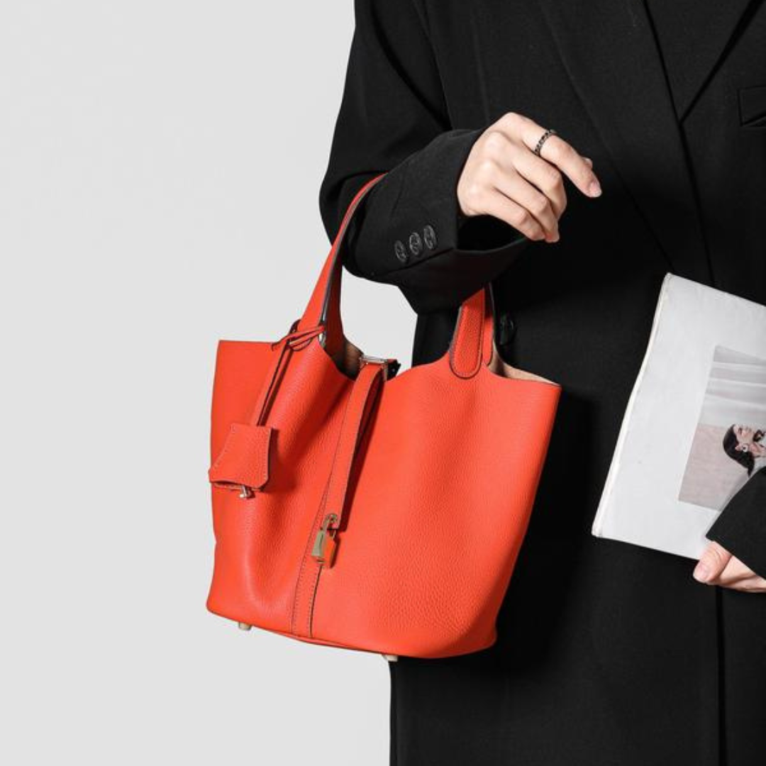 Kate | Elegant Pebbled Lock Tote