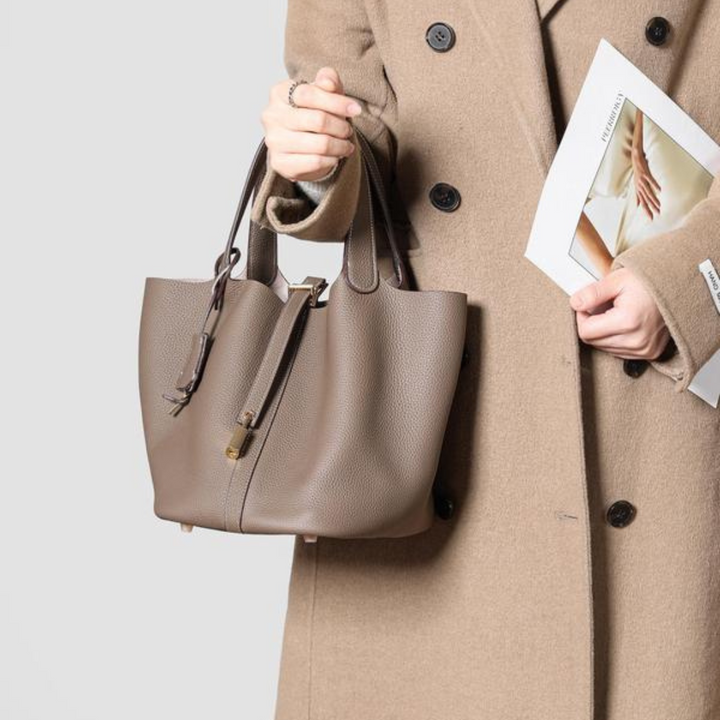Kate | Elegant Pebbled Lock Tote